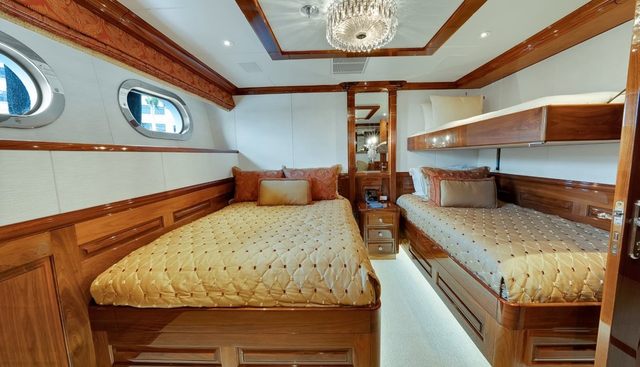 SILVER LINING yacht for sale 30