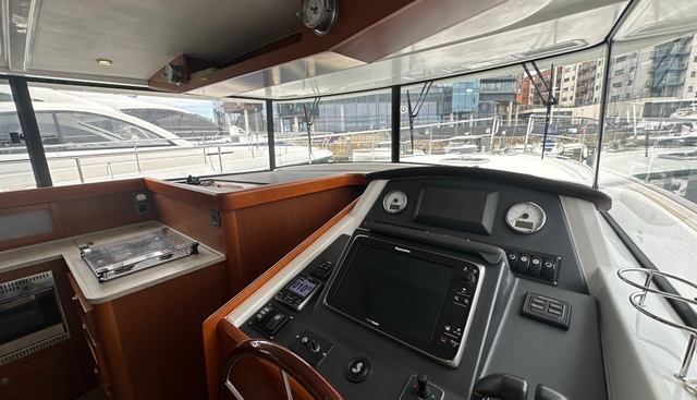 Roma yacht for sale 29