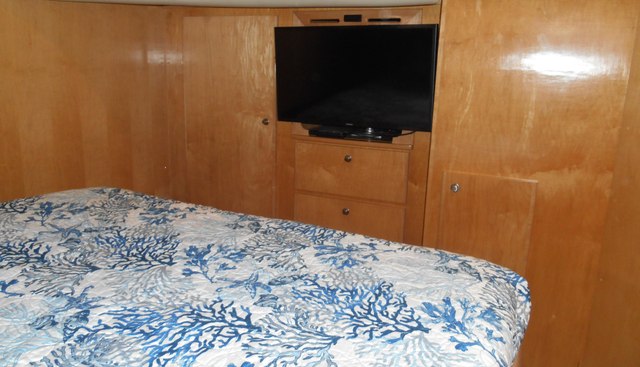 Lucky yacht for sale 34