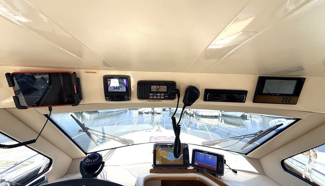 Madness yacht for sale 8