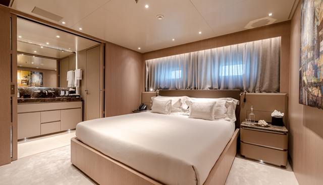 KINDA yacht for sale 19