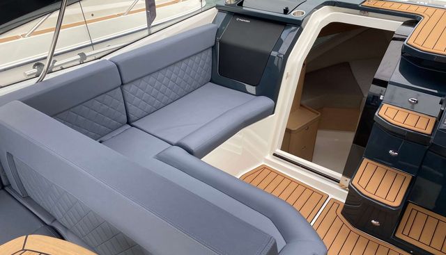 noname yacht for sale 10