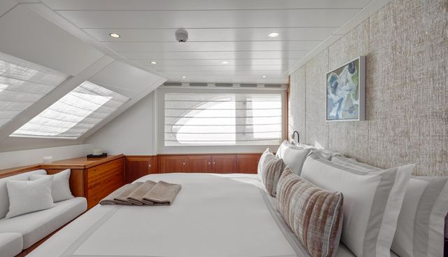 ARCHIPELAGO yacht for sale 13