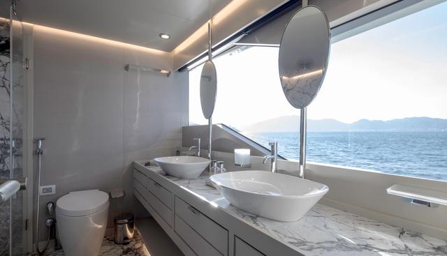 QM yacht for sale 23