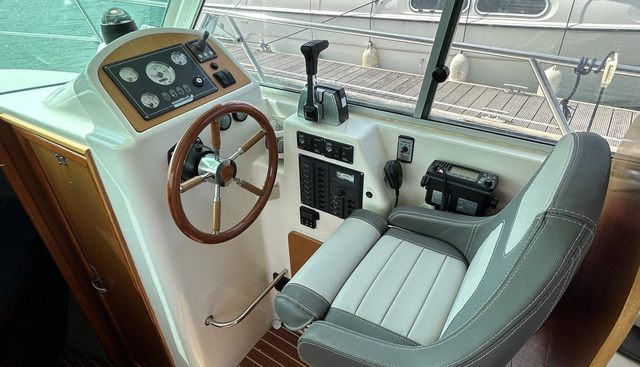 noname yacht for sale 8