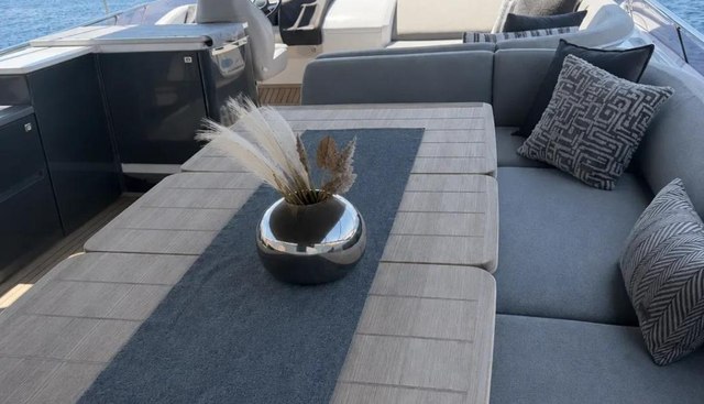 Astro yacht for sale 37