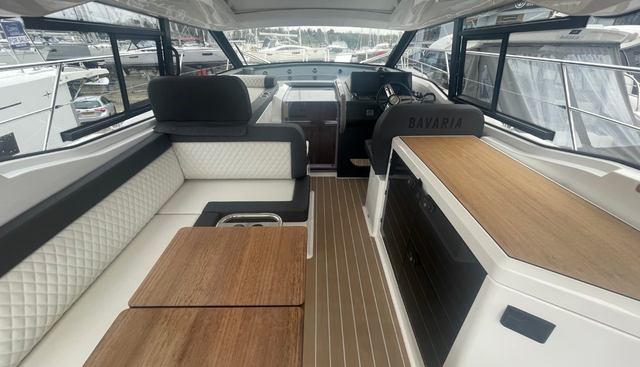 SR38HT #099 yacht for sale 3