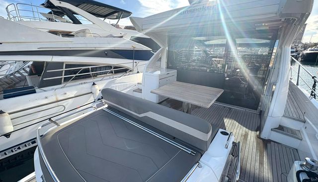 P55 yacht for sale 8