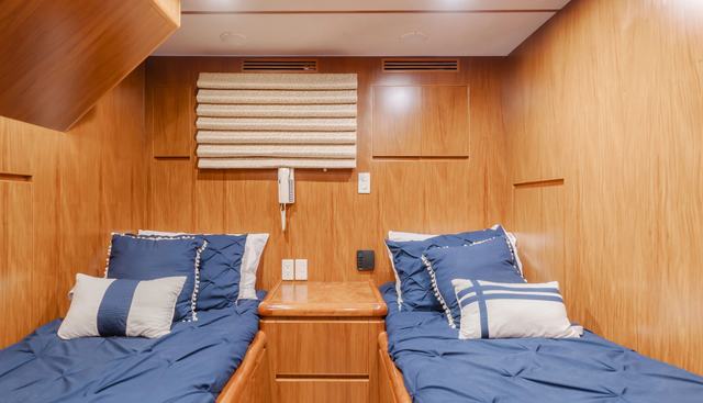 Money Cat yacht for sale 25