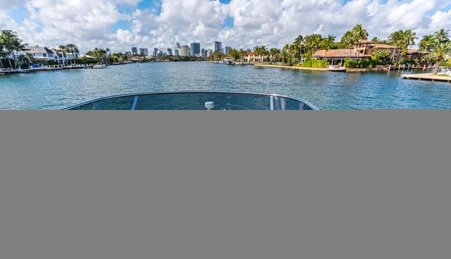 EMERALD yacht for sale 25