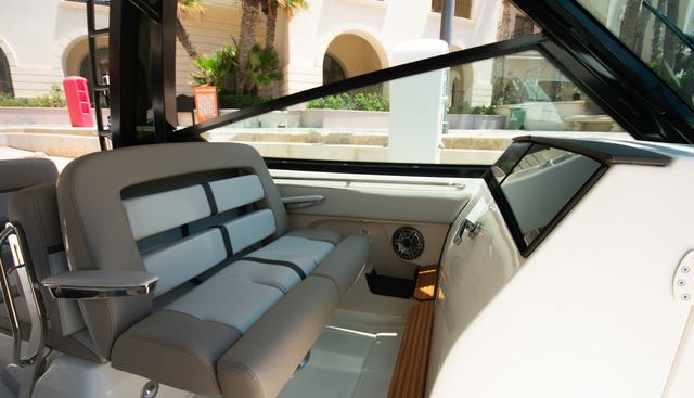 330 yacht for sale 20