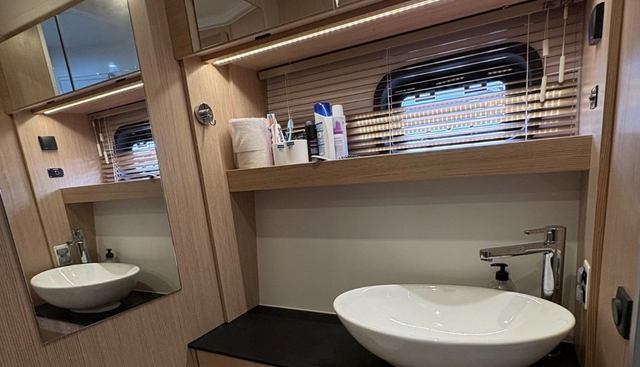 SR41 CANARY ISLANDS yacht for sale 25