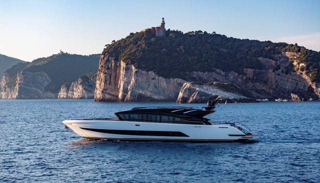 AB 110 yacht for sale 25