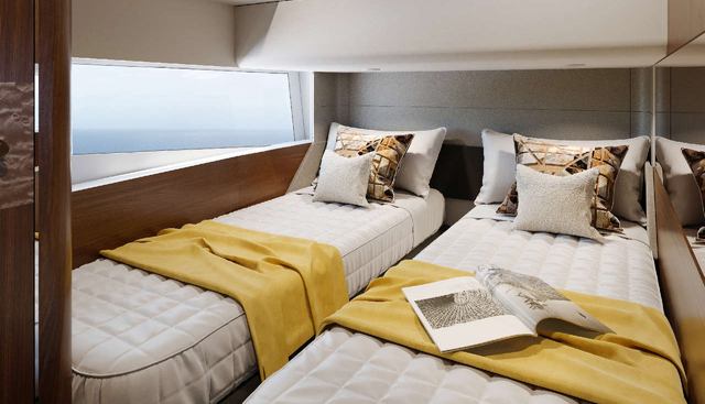 noname yacht for sale 30