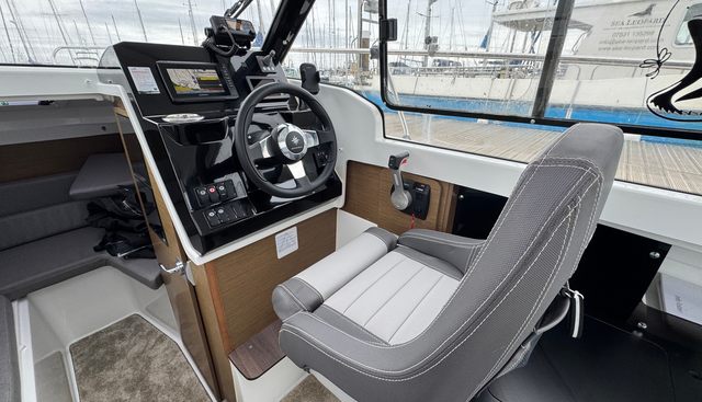 Fishy Tales yacht for sale 12