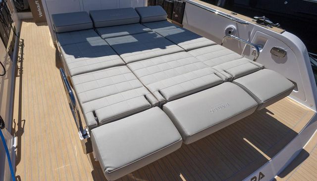 noname yacht for sale 33