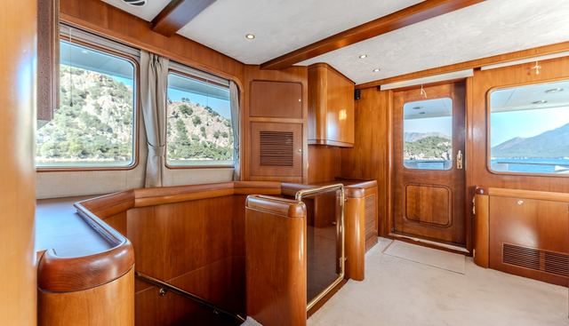 YOSMA yacht for sale 33