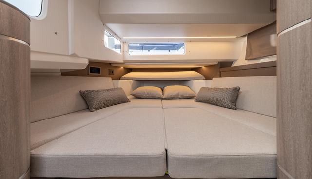 GN335GTO Factory Stock yacht for sale 3