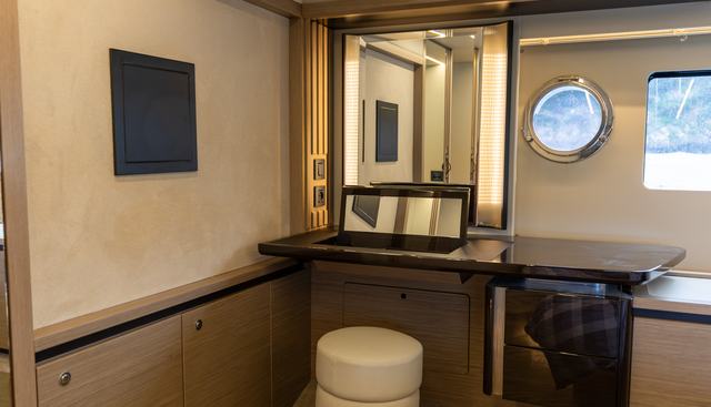 noname yacht for sale 12