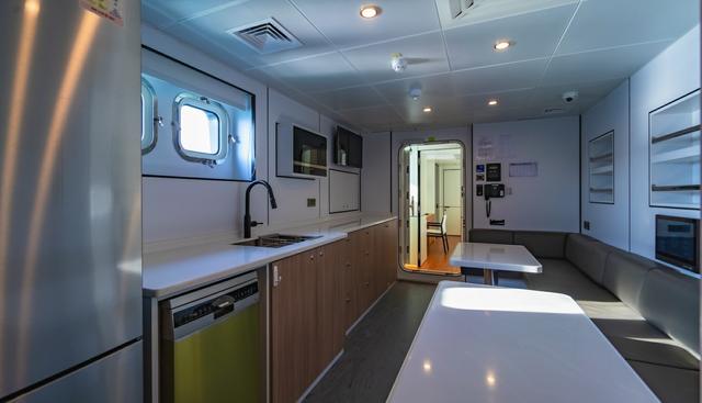 SPACECAT yacht for sale 30