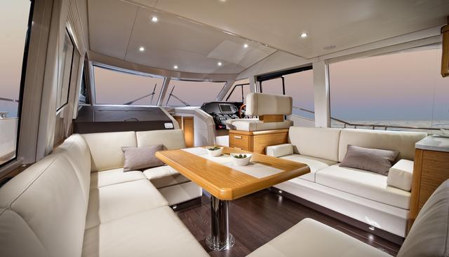 Greenline 48 Fly yacht for sale 10