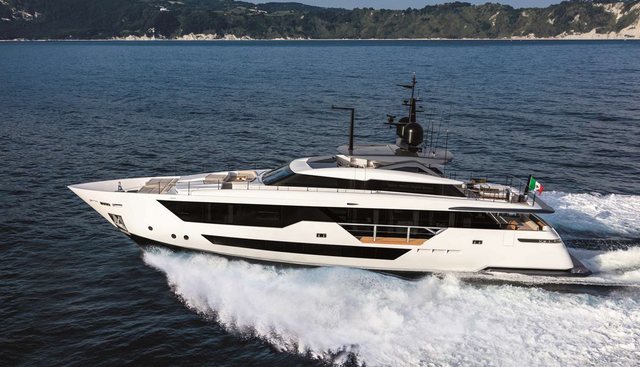 Etoile yacht for sale 44