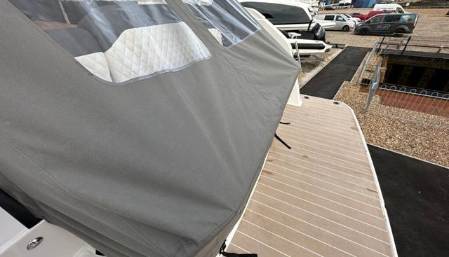 EX DEMONSTRATOR SALE!! 323000045-SR35HT yacht for sale 5