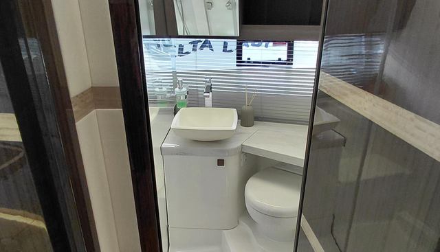 Huge Specifications yacht for sale 40