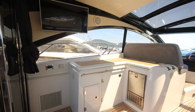 LADY ICE yacht for sale 17