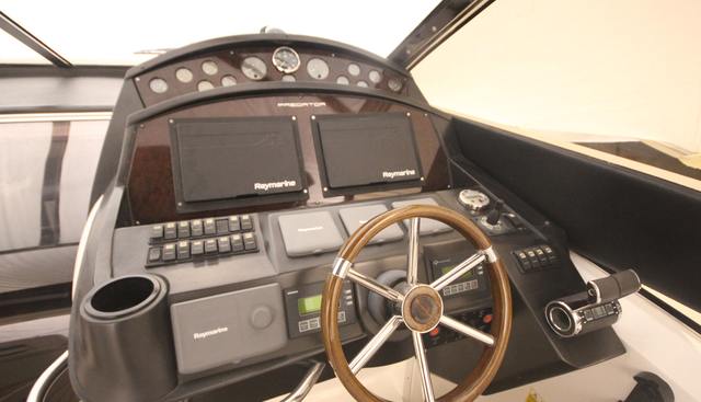 PERFECT WHITE II yacht for sale 10