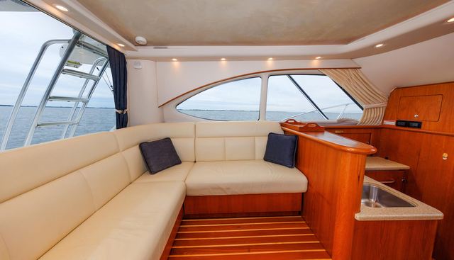 RECOVERY ROOM yacht for sale 30