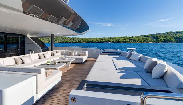 KINDA yacht for sale 4