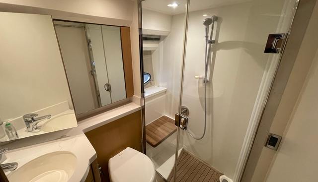 Amora yacht for sale 23