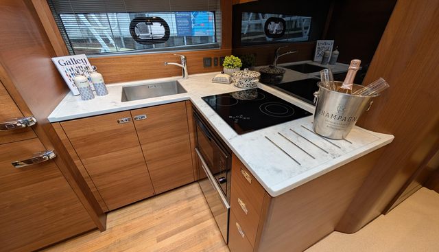 noname yacht for sale 18
