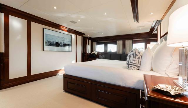 Summerdance yacht for sale 10