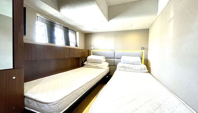 noname yacht for sale 35