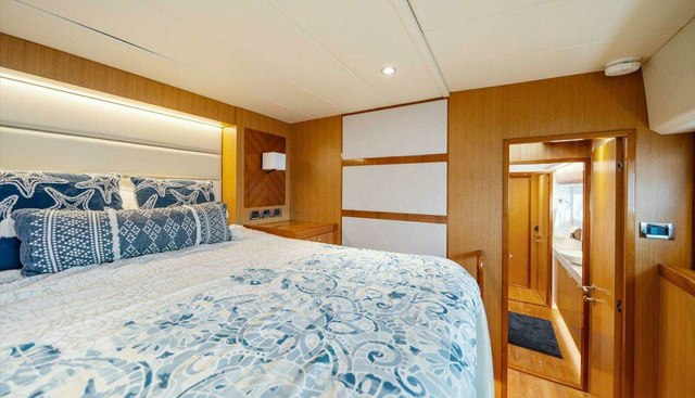 MAGIC yacht for sale 30