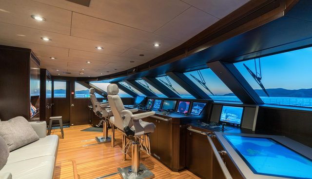 HAMPSHIRE yacht for sale 12