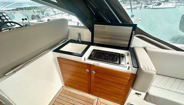 noname yacht for sale 13