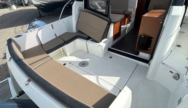 noname yacht for sale 4