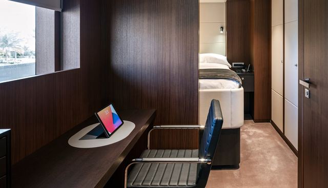 ELA yacht for sale 18