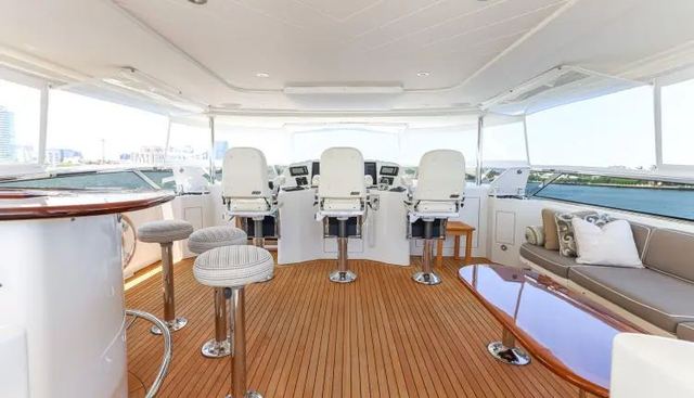 Seahawk yacht for sale 260