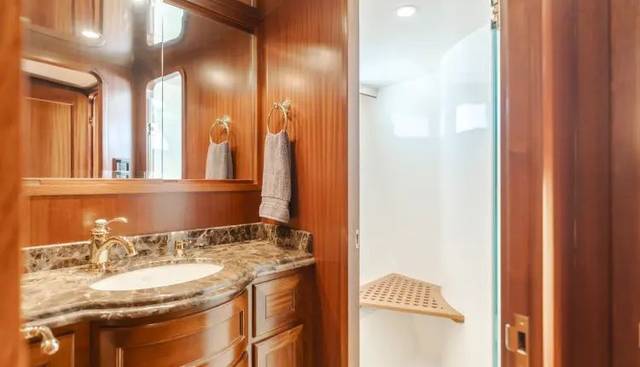 AL DI LA yacht for sale 29