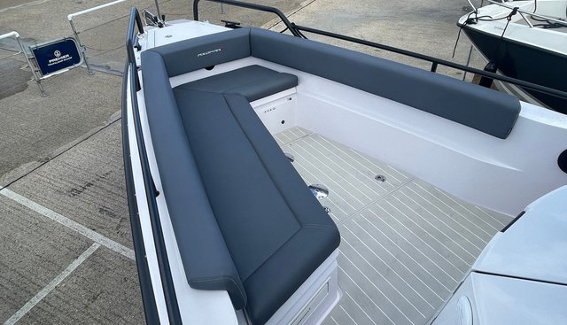 YAKI DA yacht for sale 9