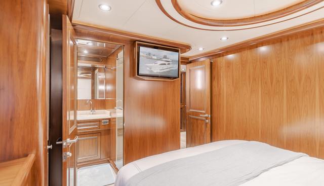 WHITE LOTUS yacht for sale 54