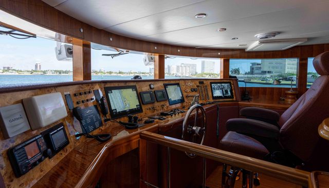 ALENIEL yacht for sale 28