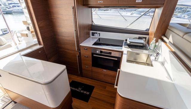 noname yacht for sale 29