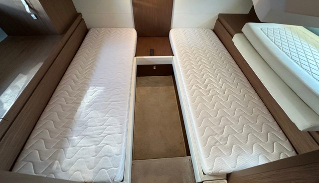Rio yacht for sale 34