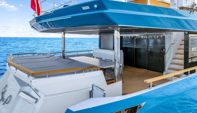 EVELYN P yacht for sale 3