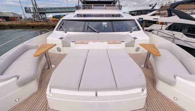 9352490 yacht for sale 14